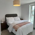 New 2Br Suite In Mcr Citycenter
