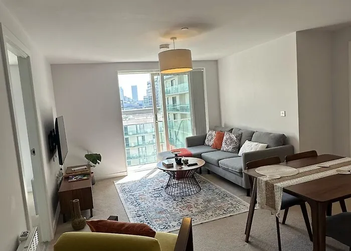 New 2Br Suite In Mcr Citycenter